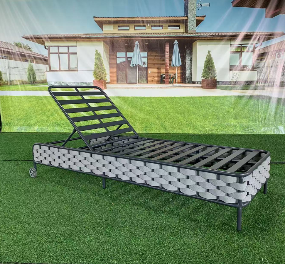 Luxury Beach Outdoor Furniture - Deck Chair Lounger ulasan dan harga